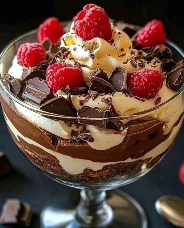 Baileys Chocolate Cheesecake Trifle