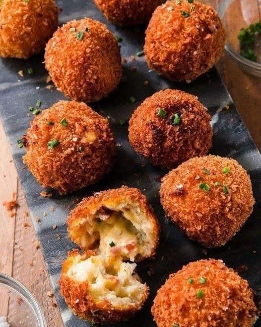 Fried-Mashed-Potato-Balls