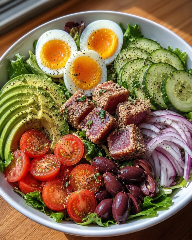 seared-tuna-avocado-salad-bowl